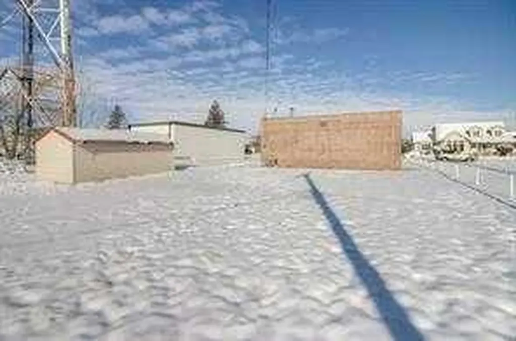 413 3 Avenue N Vauxhall AB T0K 2K0