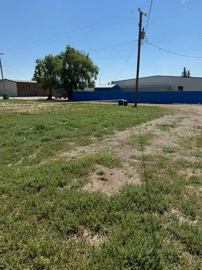 413 3 Avenue N Vauxhall AB T0K 2K0