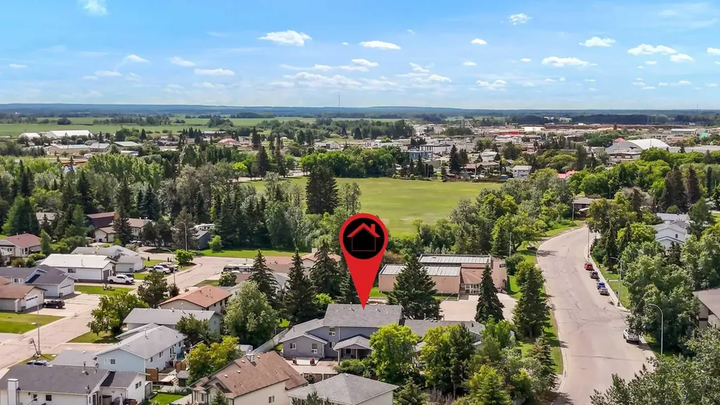 4405 Pleasantview Drive High Prairie AB T0G1E0