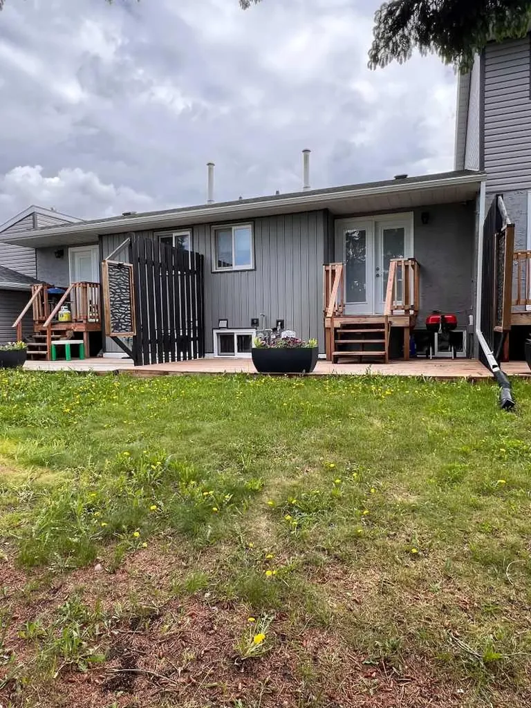 4405 Pleasantview Drive High Prairie AB T0G1E0