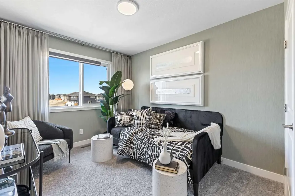 124 Corner Glen Avenue NE Calgary AB T3N 2L7
