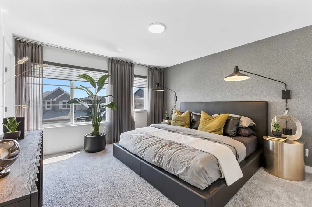 124 Corner Glen Avenue NE Calgary AB T3N 2L7