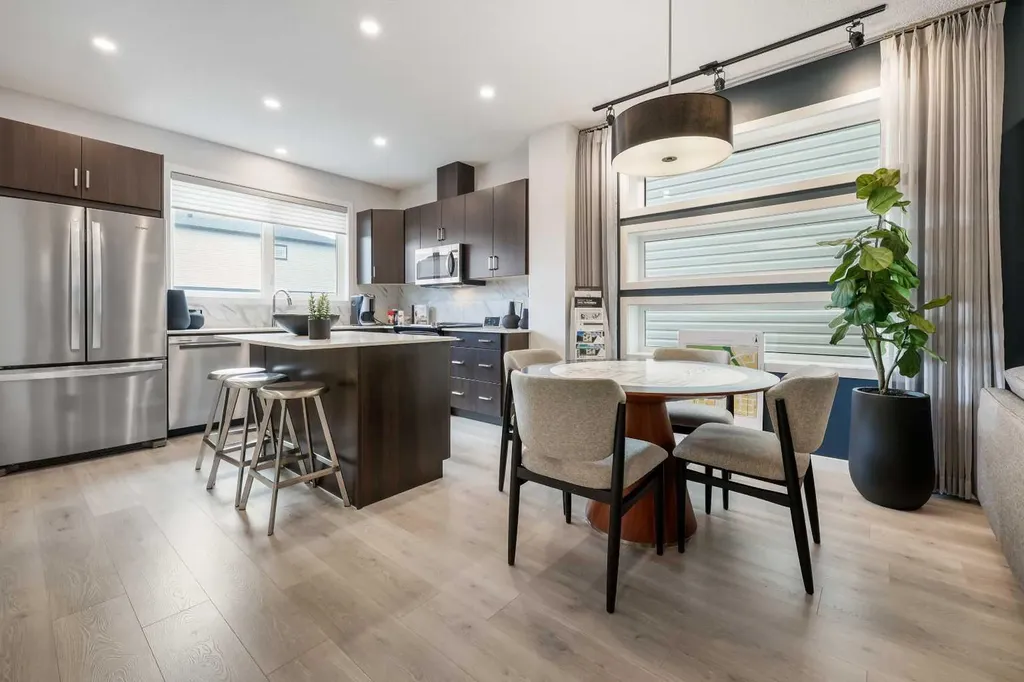 16 Amblefield View NW Calgary AB T3P 2B9