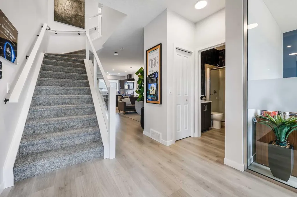 16 Amblefield View NW Calgary AB T3P 2B9