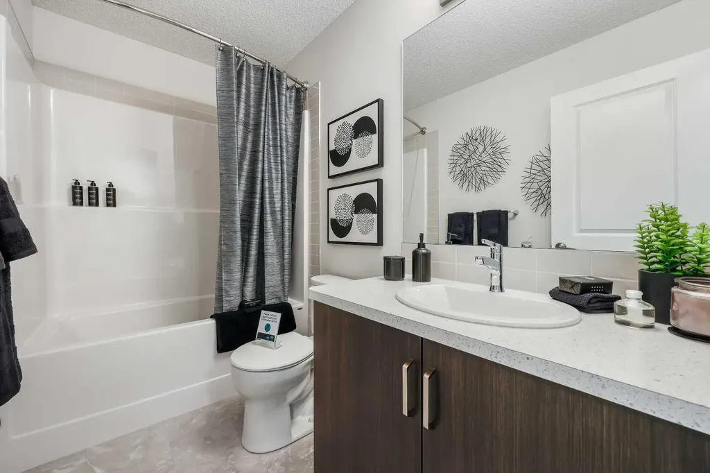 16 Amblefield View NW Calgary AB T3P 2B9