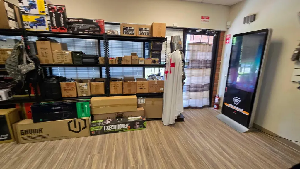 136 17 Avenue NE Calgary AB T2E 1L6