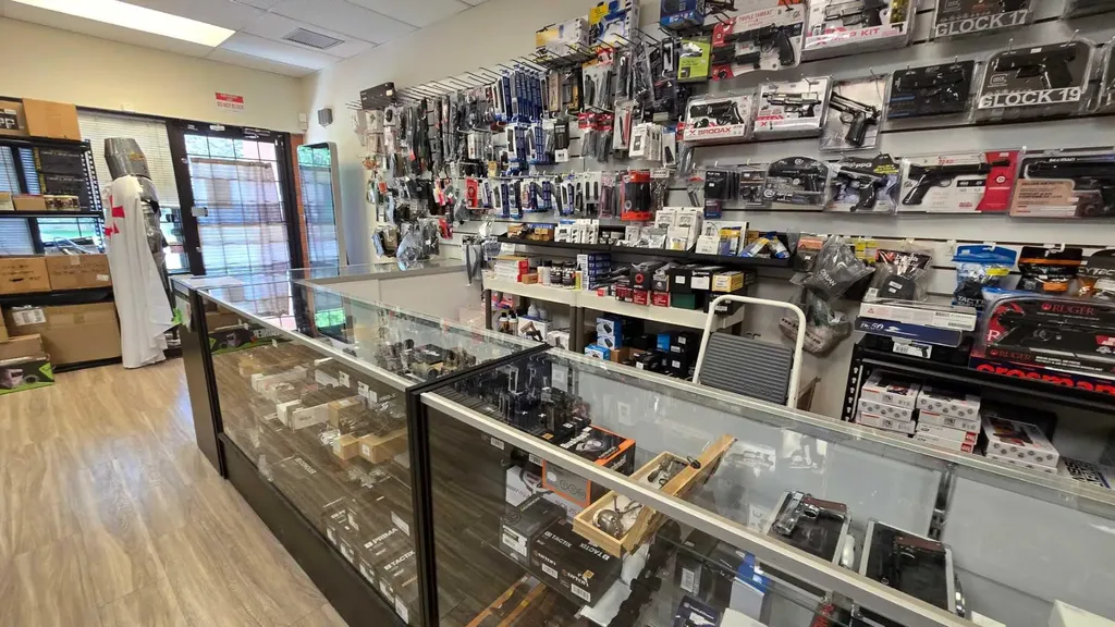 136 17 Avenue NE Calgary AB T2E 1L6