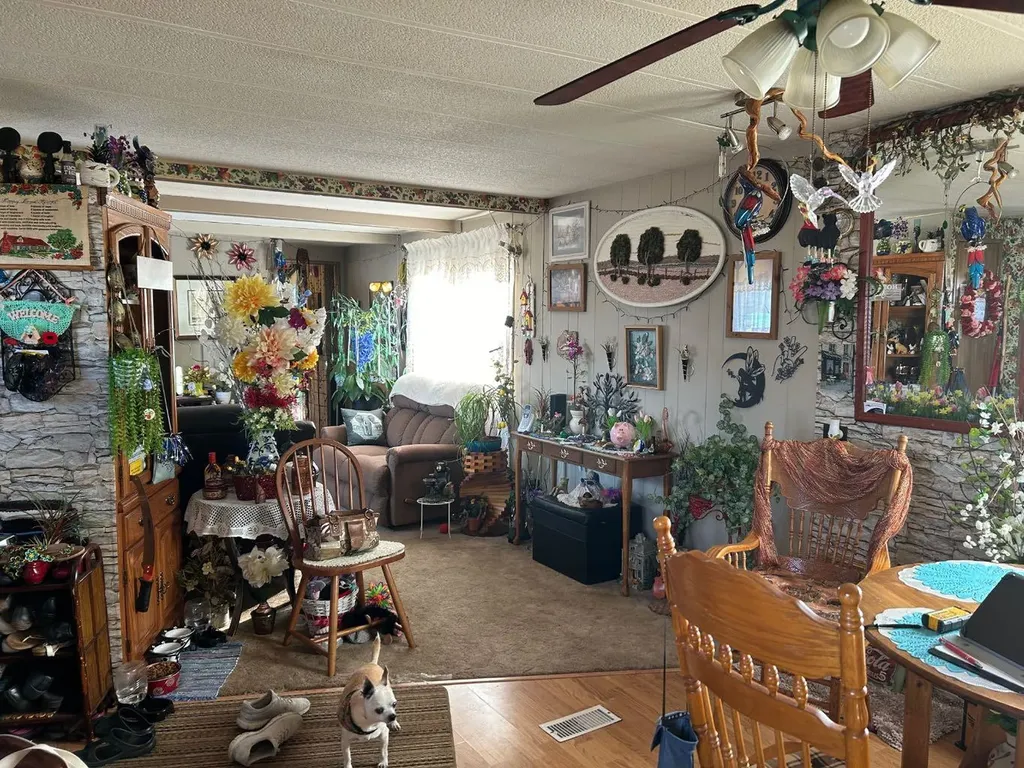 207 2 Avenue N Morrin AB T0J 2B0