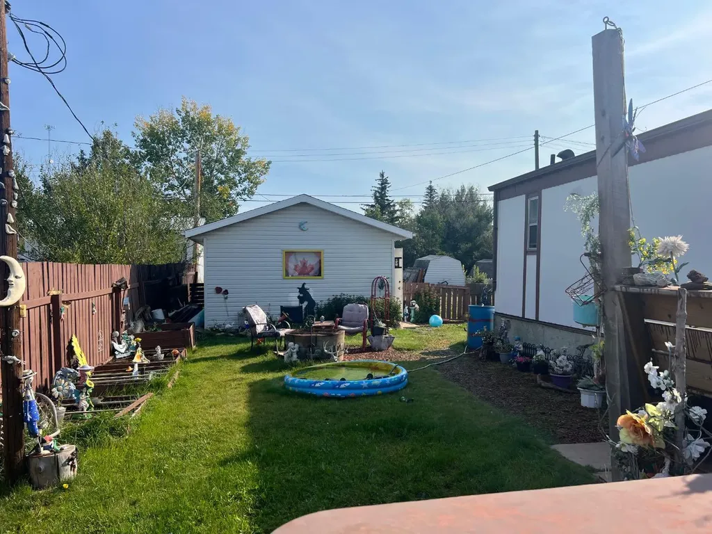 207 2 Avenue N Morrin AB T0J 2B0