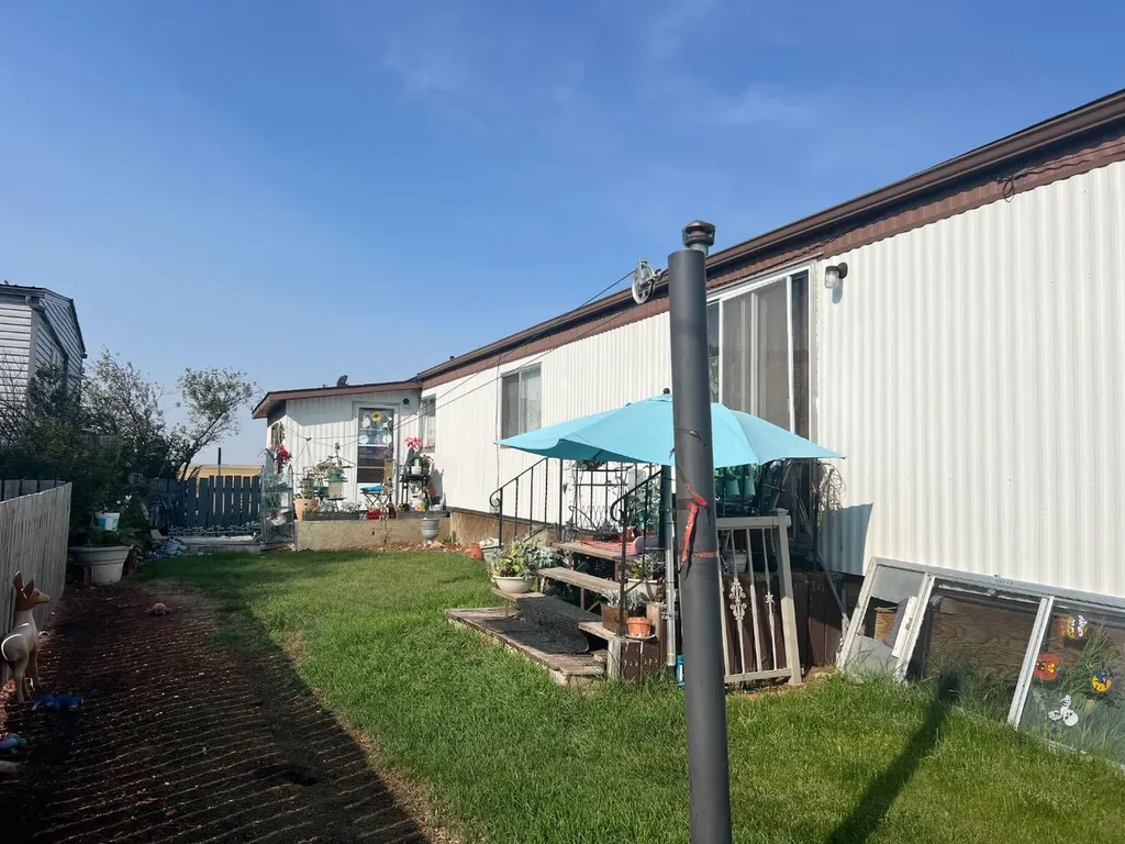 207 2 Avenue N Morrin AB T0J 2B0