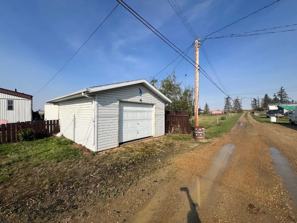207 2 Avenue N Morrin AB T0J 2B0