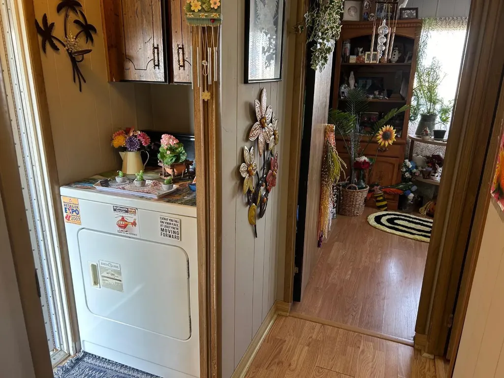 207 2 Avenue N Morrin AB T0J 2B0
