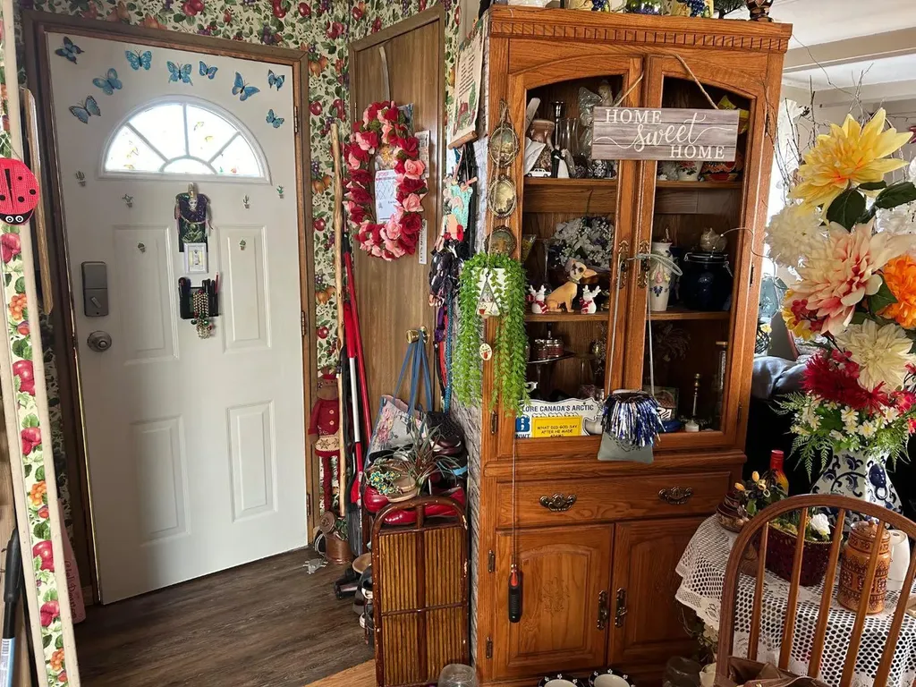 207 2 Avenue N Morrin AB T0J 2B0