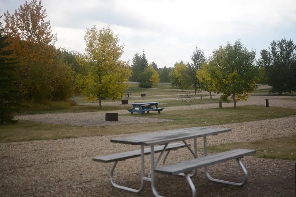 317 Minnewaukan Road Tillicum Beach AB T4V 2M9