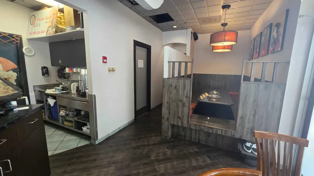 328 Centre Street SE Calgary AB T2G 4X6