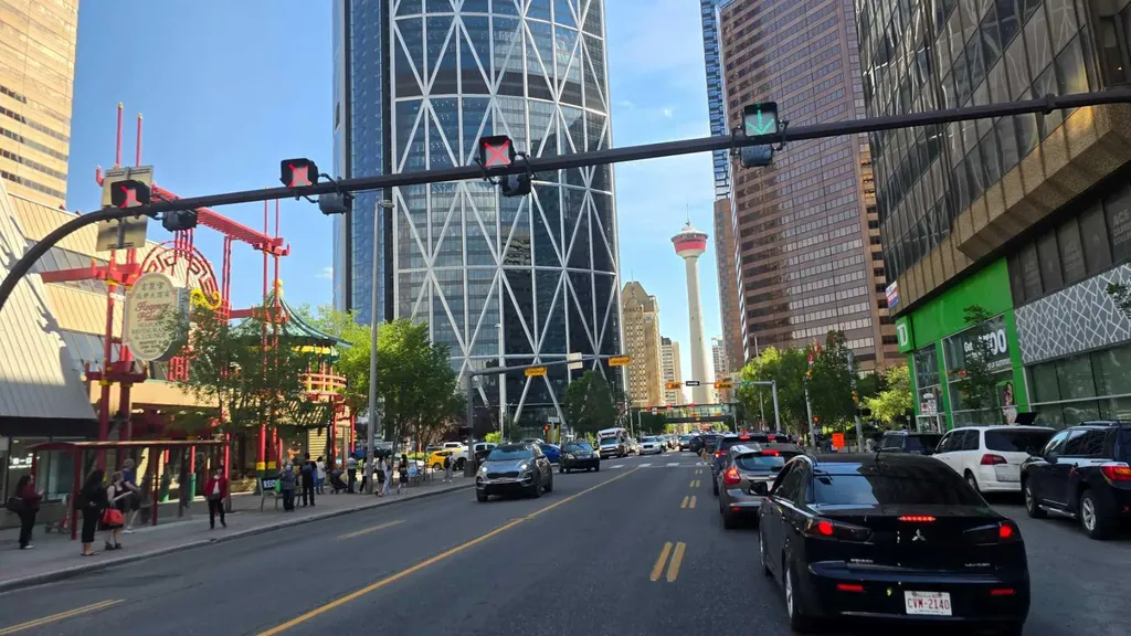 328 Centre Street SE Calgary AB T2G 4X6