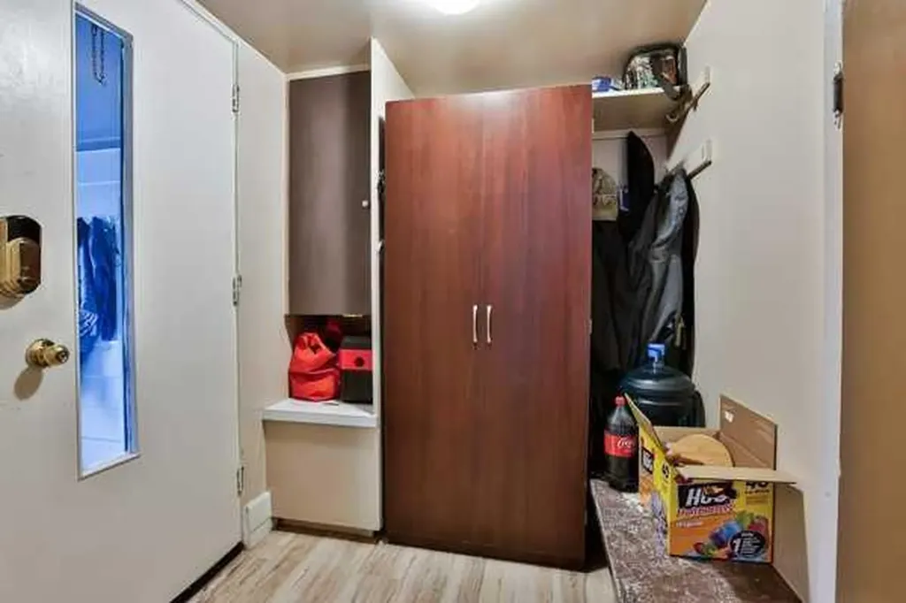5202 52 Street Taber AB T1G 1M3