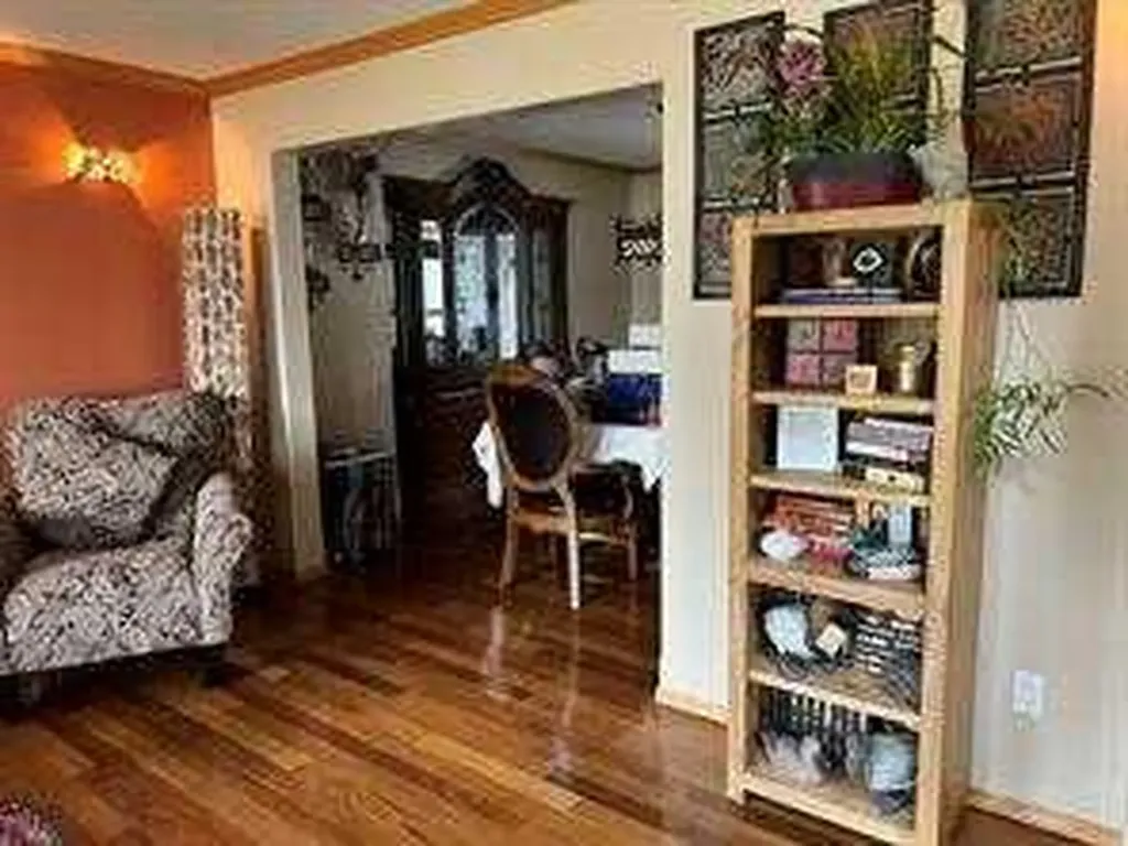 302 8 Avenue Fox Creek AB T0H 1P0