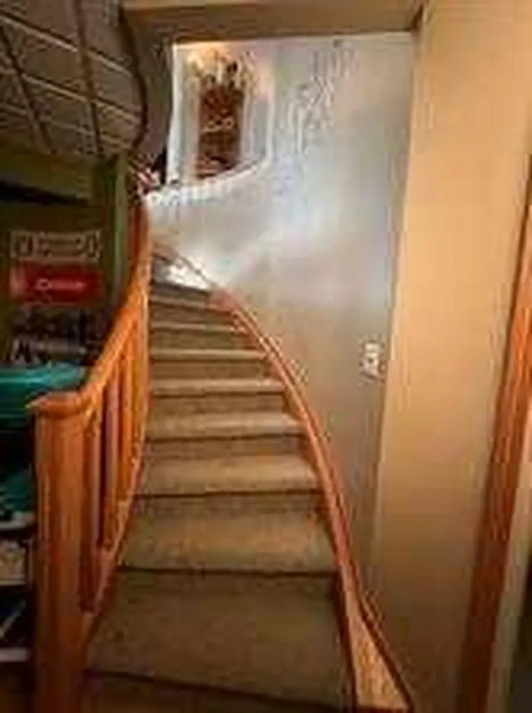302 8 Avenue Fox Creek AB T0H 1P0