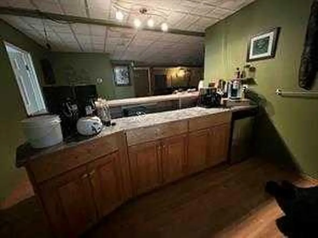 302 8 Avenue Fox Creek AB T0H 1P0