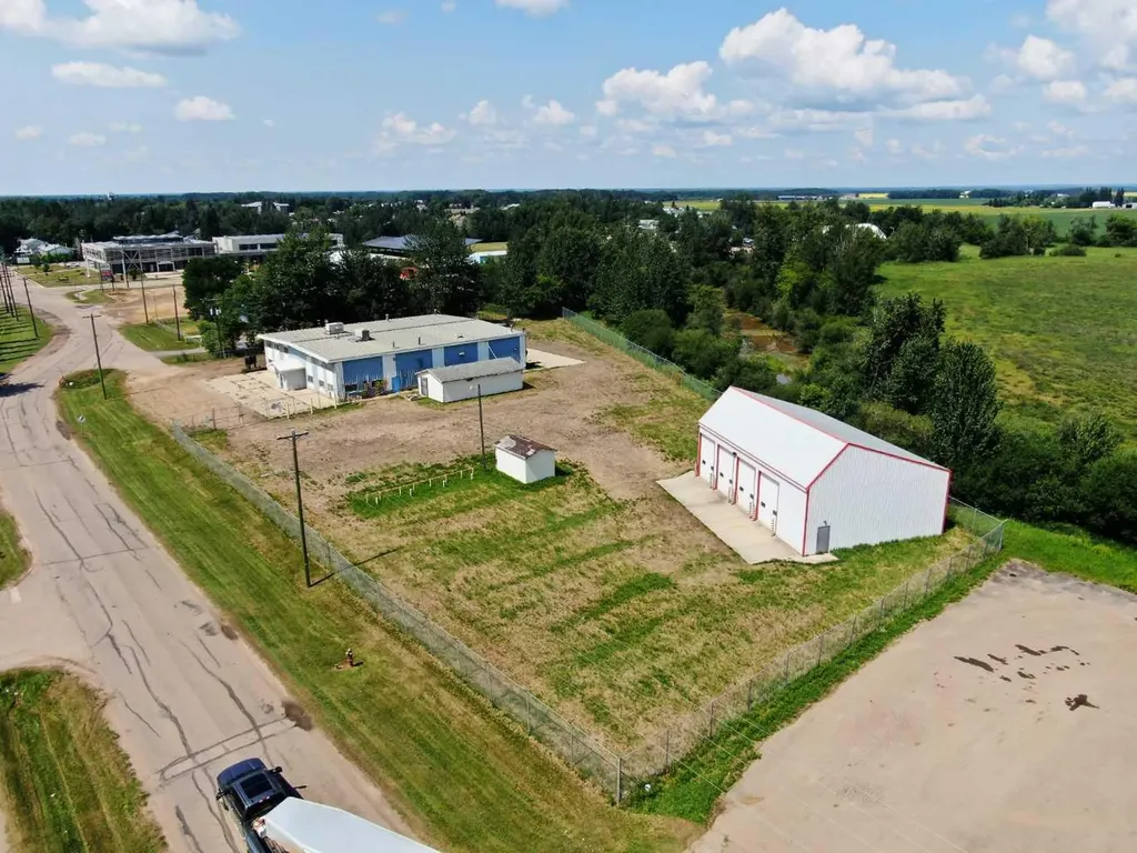 53 Avenue High Prairie AB T0G 1E0