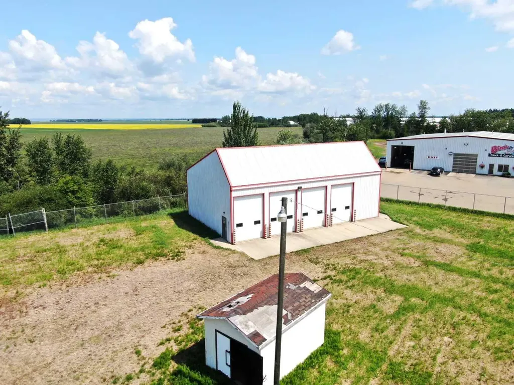 53 Avenue High Prairie AB T0G 1E0