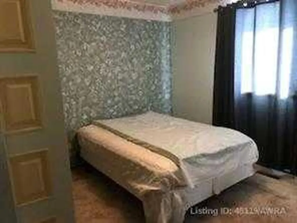 403 7 Avenue Fox Creek AB T0H 1P0