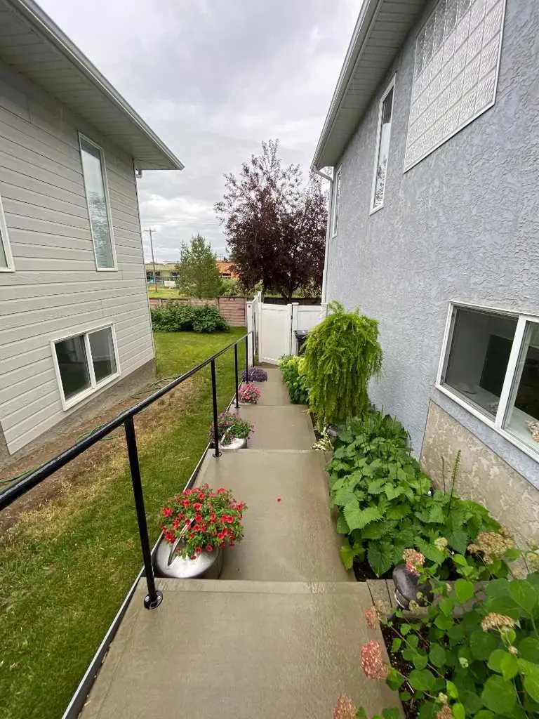 79 Park Place W Brooks AB T1A 0A8