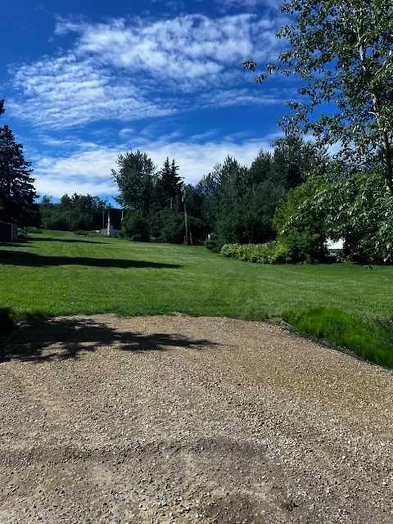 1201 Southshore Drive Canyon Creek AB T0G 0M0