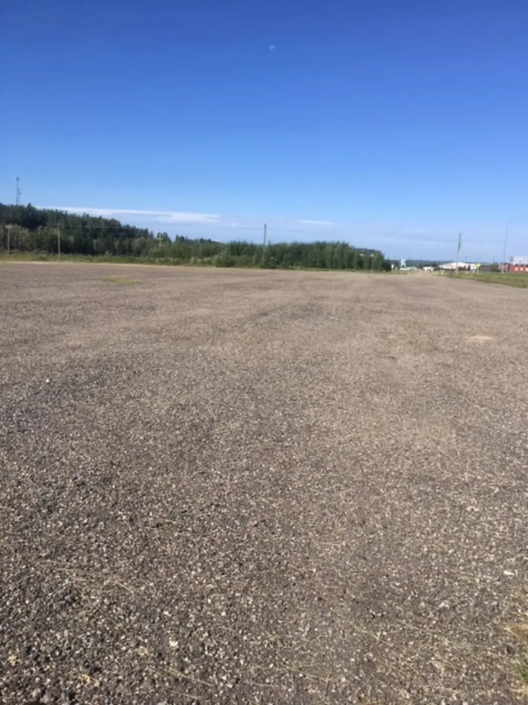 4933 Dahl Drive Whitecourt AB T7S 1X6