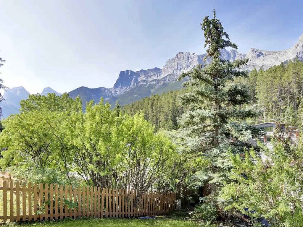 252 Three Sisters Drive Canmore AB T1W2M4
