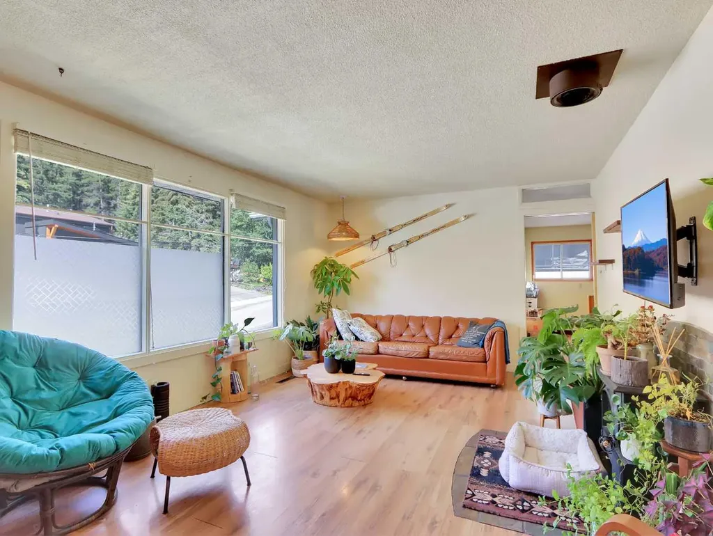 252 Three Sisters Drive Canmore AB T1W2M4