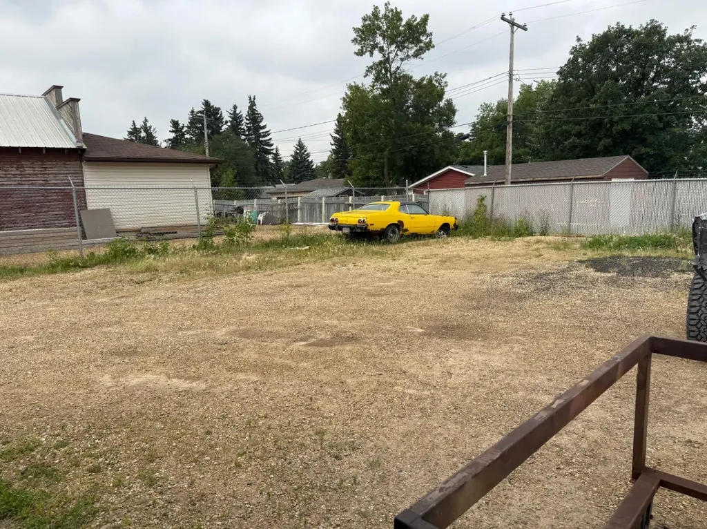 4712 44 Street Camrose AB T4V 1B9
