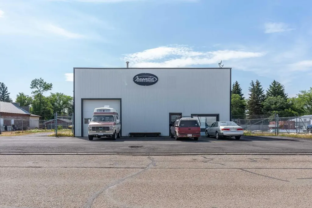 4712 44 Street Camrose AB T4V 1B9