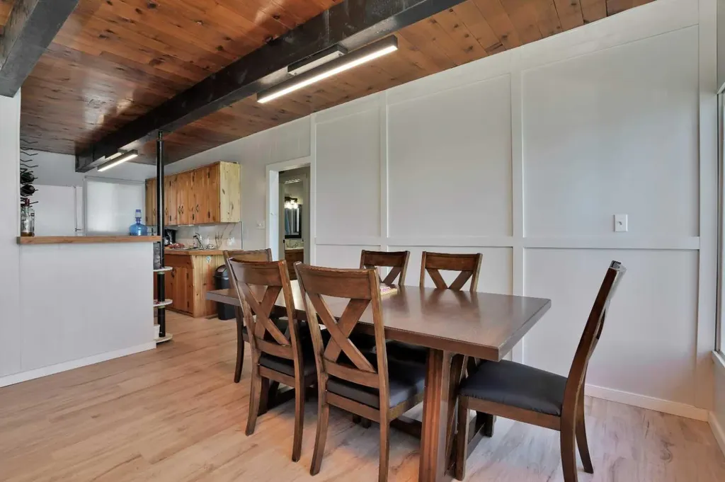 57 Grand Avenue Norglenwold AB T4S 1S5
