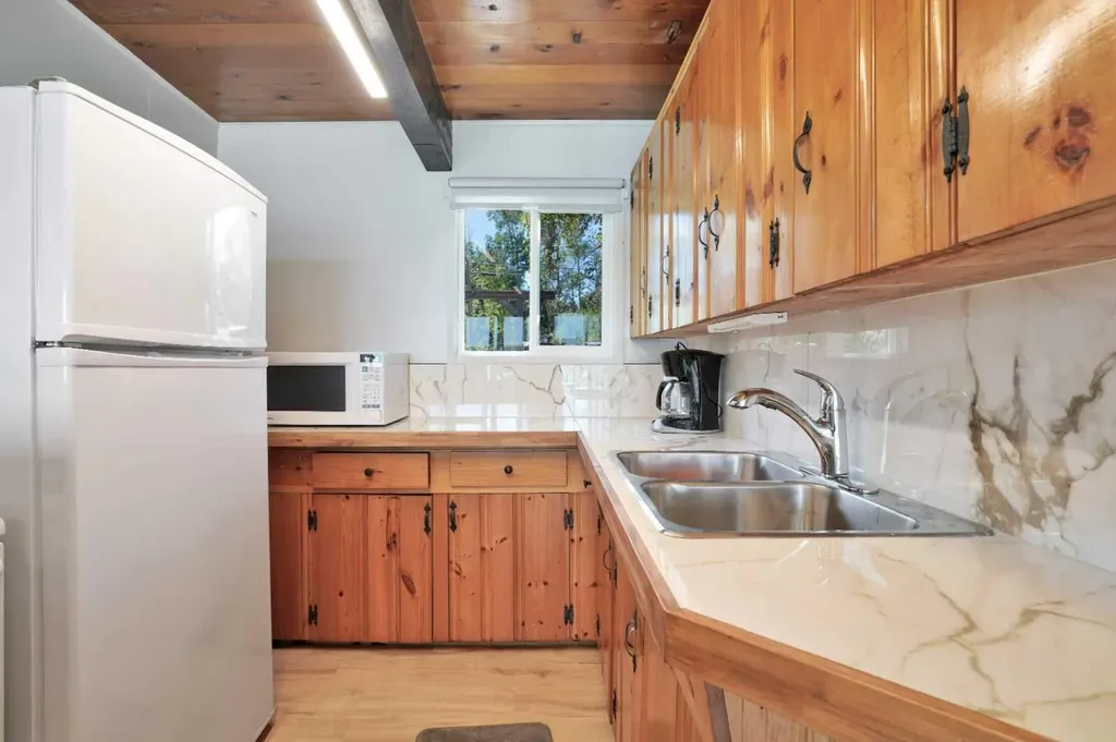 57 Grand Avenue Norglenwold AB T4S 1S5