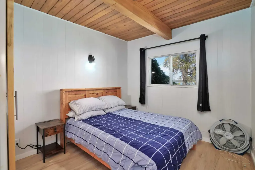 57 Grand Avenue Norglenwold AB T4S 1S5