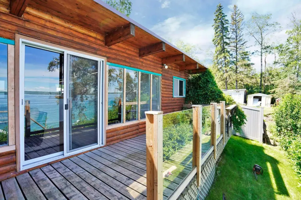 57 Grand Avenue Norglenwold AB T4S 1S5