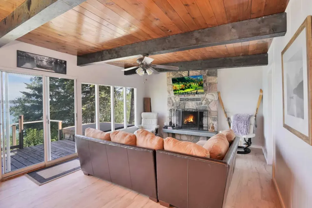 57 Grand Avenue Norglenwold AB T4S 1S5