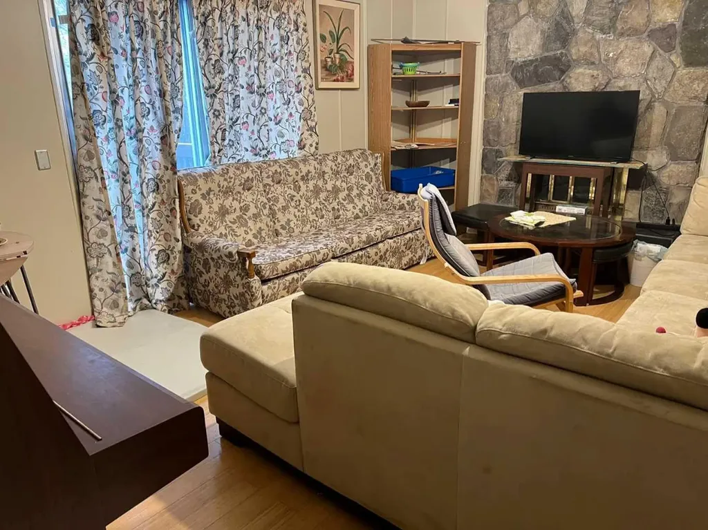105 Valhalla Crescent NW Calgary AB T3A 1Z7