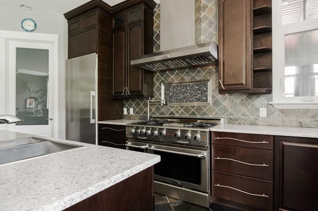 5747 Draper Road Fort Mcmurray AB T9H 0K7