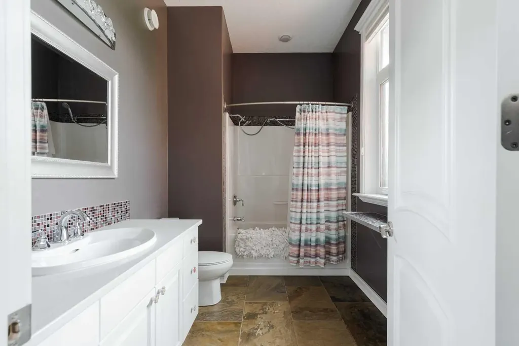 5747 Draper Road Fort Mcmurray AB T9H 0K7