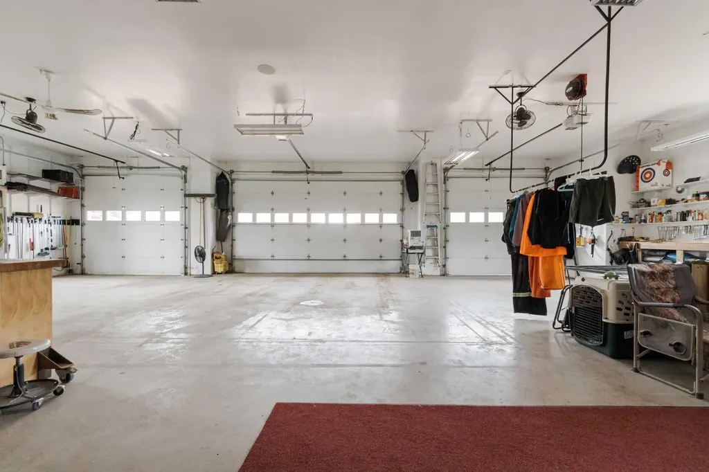 5747 Draper Road Fort Mcmurray AB T9H 0K7