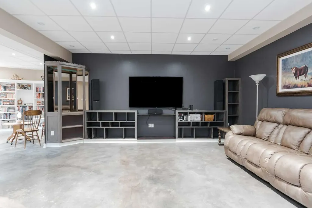 5747 Draper Road Fort Mcmurray AB T9H 0K7