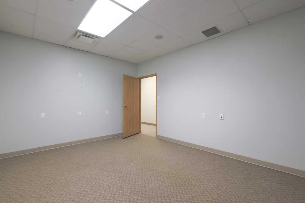 5204 49 Street Rocky Mountain House AB T4T 1T2
