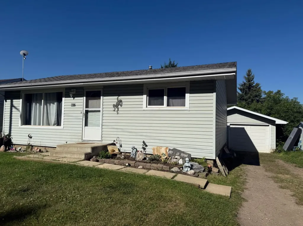 4817 42 Street Athabasca AB T9S 1P7