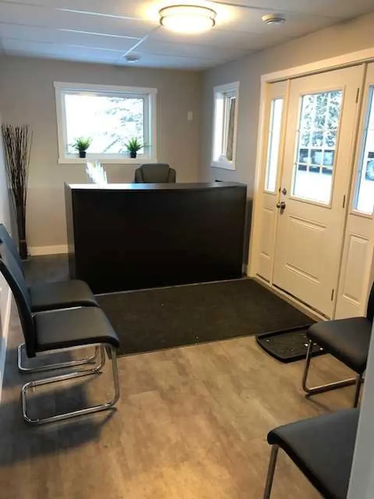 4710 4 Avenue W Edson AB T7E 1C6