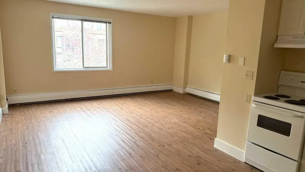 1809 5 Street SW Calgary AB T2S2A8