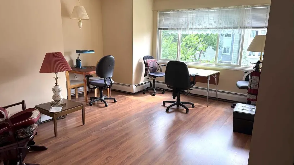 1809 5 Street SW Calgary AB T2S2A8