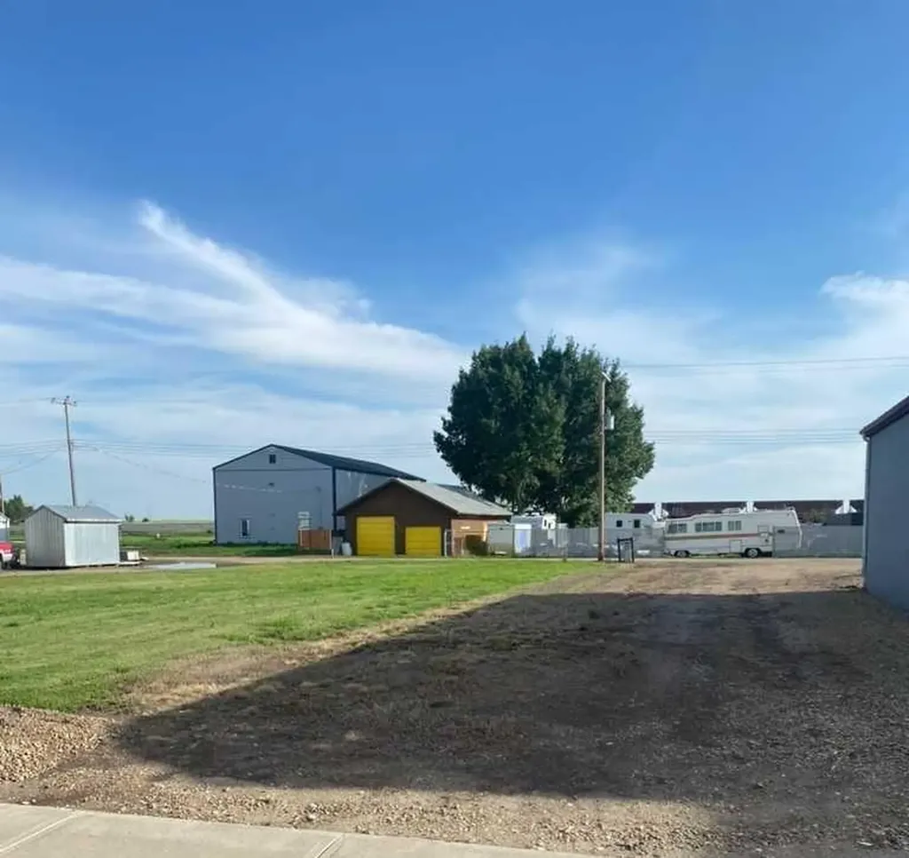 421 2 Avenue Bassano AB T0J 0B0